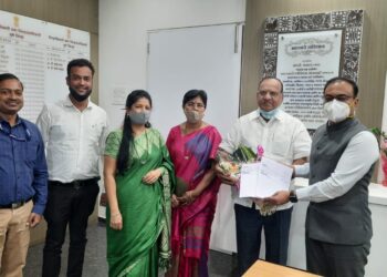 रेल्वेच्या पुणे-नाशिक सेमी हायस्पीड दुहेरी ब्रॉडगेजलाईनचे पहिले खरेदीखत पूर्ण
