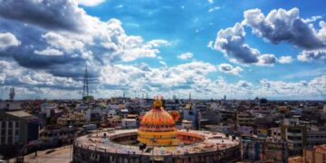 तुम्हाला माहिती आहे ?  देशातला पहिला मॉल कुठे उभारला गेला ?