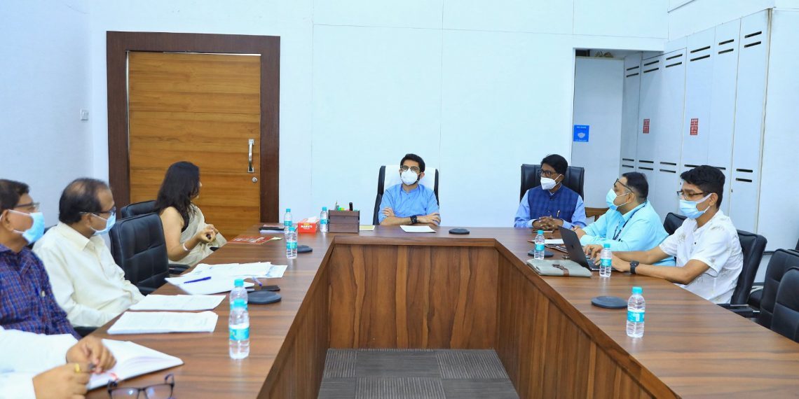पर्यटकांच्या सोयीसाठी ‘गेट वे ऑफ इंडिया’ परिसर आकर्षक करणार…. आदित्य ठाकरे
