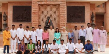 गांधी रिसर्च फाऊंडेशनचा अभ्यासक्रम समाजाशी समरस करणारा