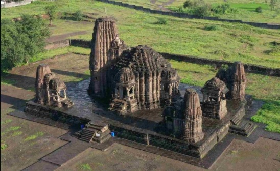 सिन्नरचं गोंदेश्वर ऊर्फ गोविंदेश्वर मंदिर